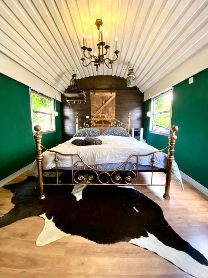 Gleis 1, Eisenbahn Waggon Mit Whirlpool Und Ofen Vila Dahlem  Exterior foto
